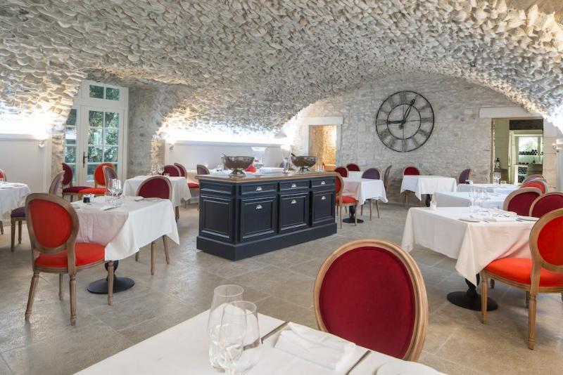 Chateau Les Oliviers De Salettes Charols Экстерьер фото