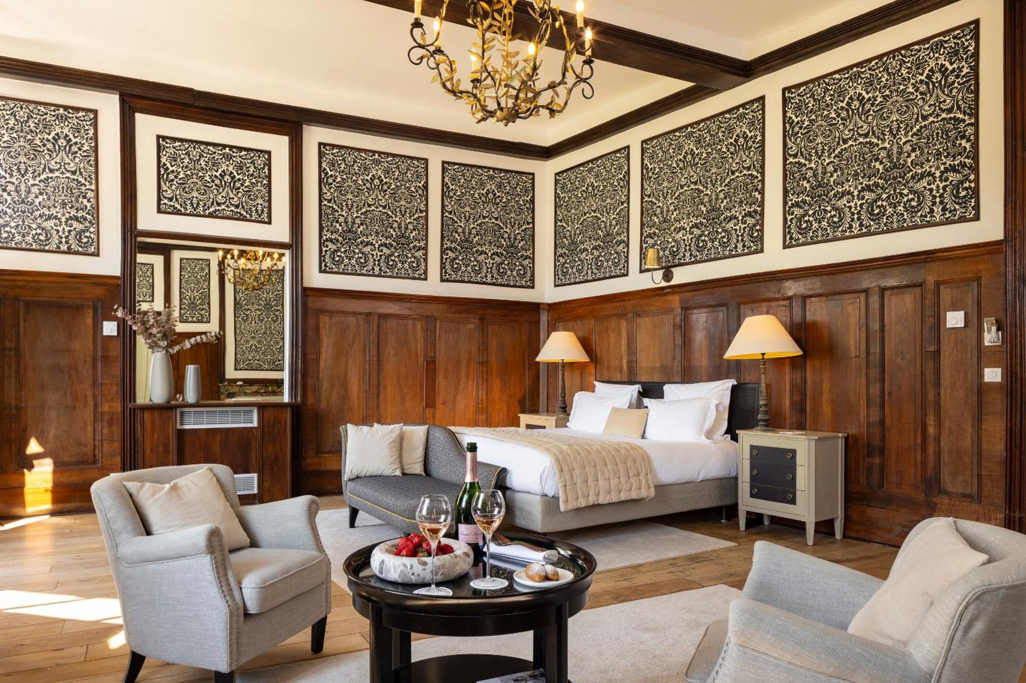 Chateau Les Oliviers De Salettes Charols Экстерьер фото