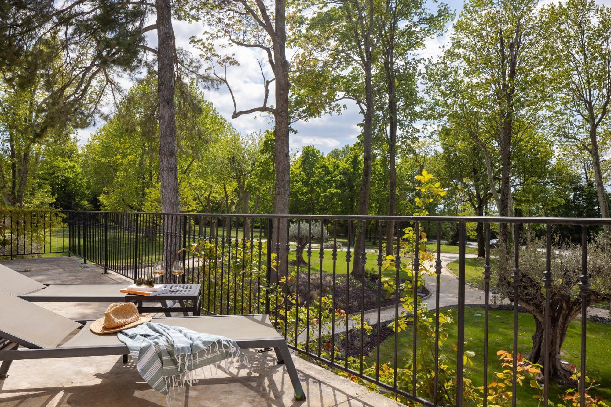 Chateau Les Oliviers De Salettes Charols Экстерьер фото