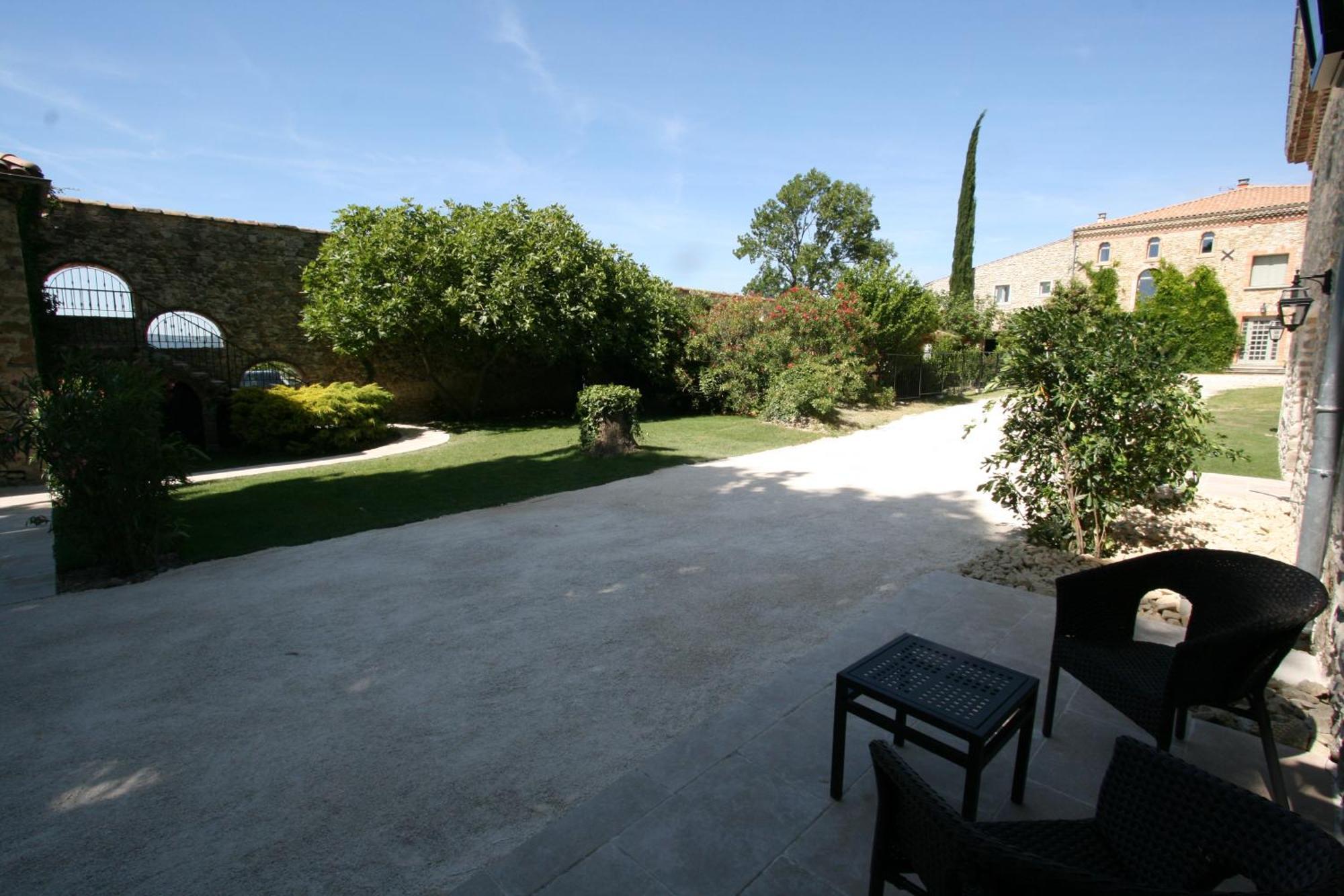 Chateau Les Oliviers De Salettes Charols Номер фото